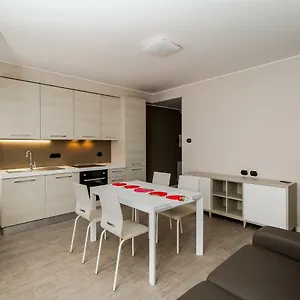 Lake Como Apartments , Lecco Italien
