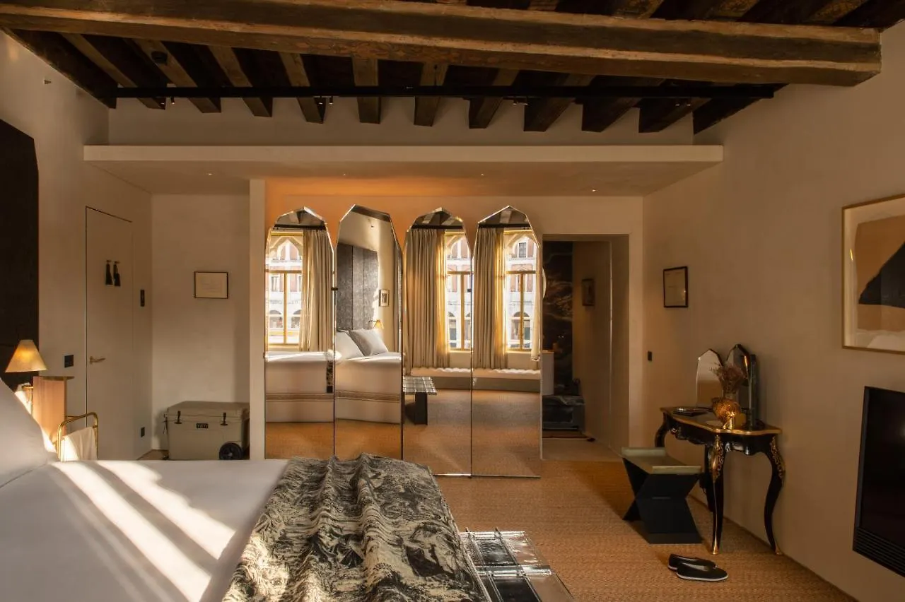 The Venice Venice Hotel איטליה