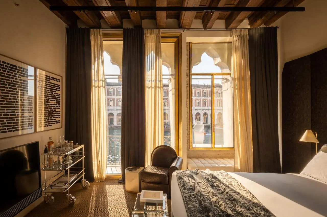 The Venice Venice Hotel