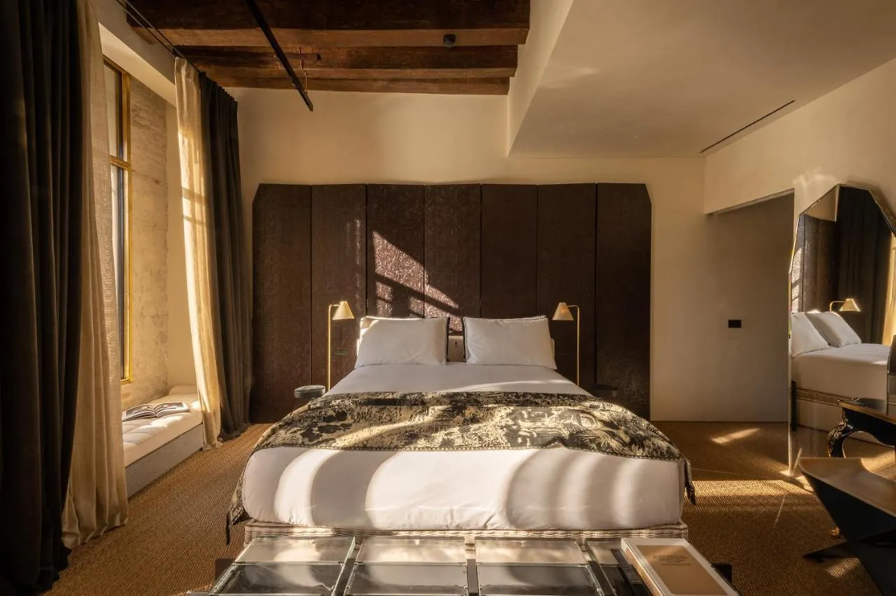 The Venice Venice Hotel