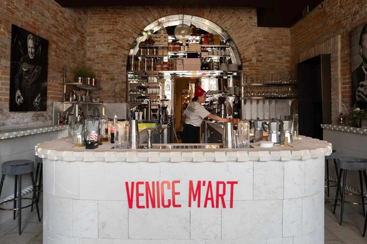 The Venice Venice Hotel